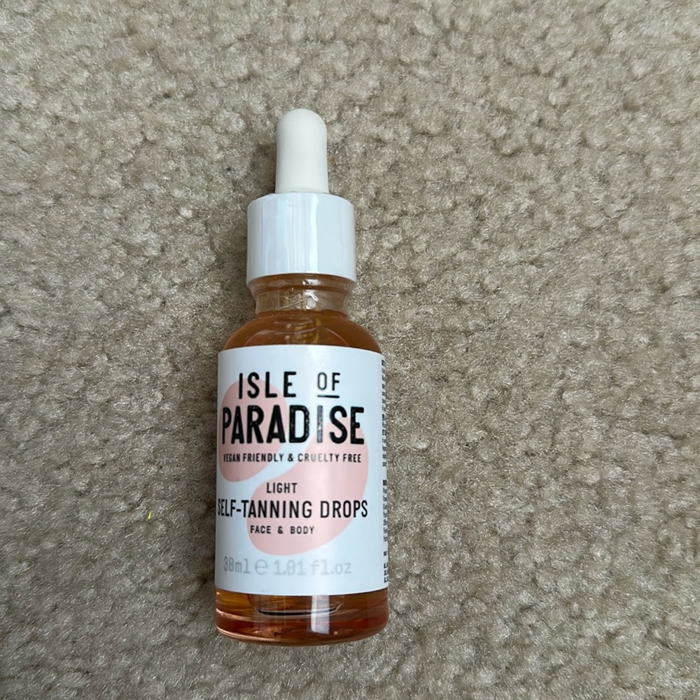 Isle of Paradise Light self-tanning drops